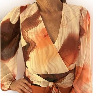 Express V neck blouse with tie at waist puffy sleeves size s